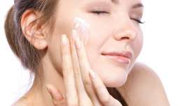 Splitting Fingertips Skin Fissures - Advanced Dermatology Omaha