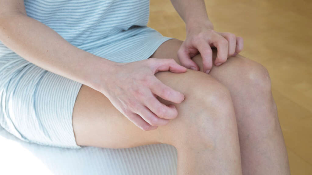 Splitting Fingertips Skin Fissures Advanced Dermatology Omaha